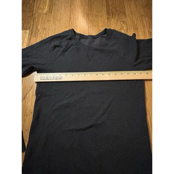 Lululemon Open Your Heart Long Sleeve Reversible Grey Black Stripe Sweatshirt 2 - Picture 10 of 12